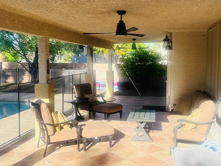 sitting area backyard