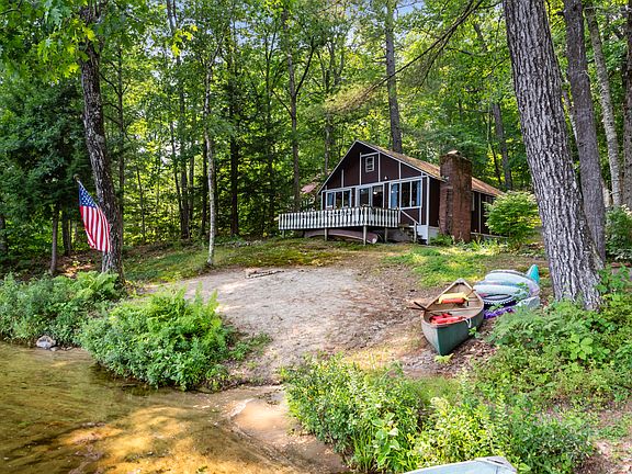 3rd image of 121 Holiday Shores Drive