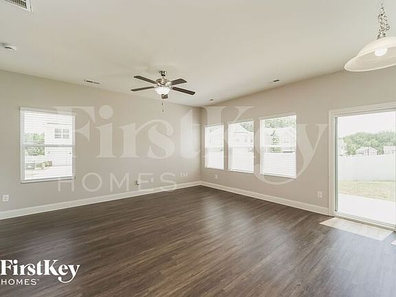 3rd image of 9021 Evans Woods Dr