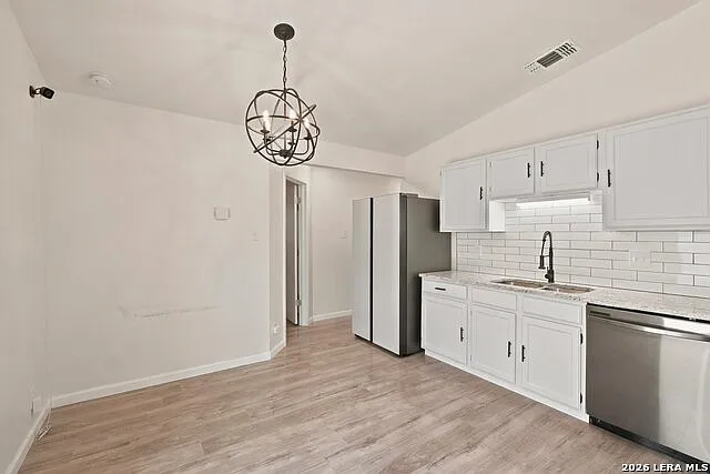 2886 Cherry Field Dr — Photo 10