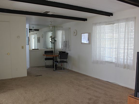 5th image of 1294 Lynwood St