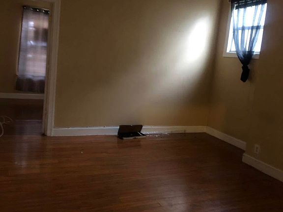 4th image of 253 Hamilton Ave Floor 2