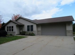 5488 Windy Dr, Stevens Point, WI 54482