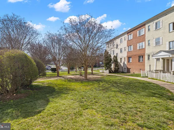 3072 Patrick Henry Dr Suite 101, Falls Church, VA 22044