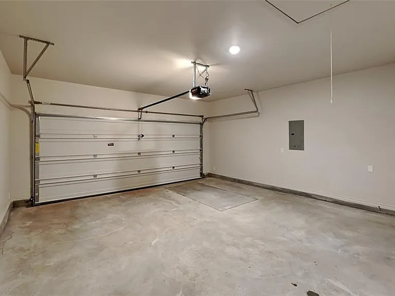 6932 Labelle Dr — Photo 16
