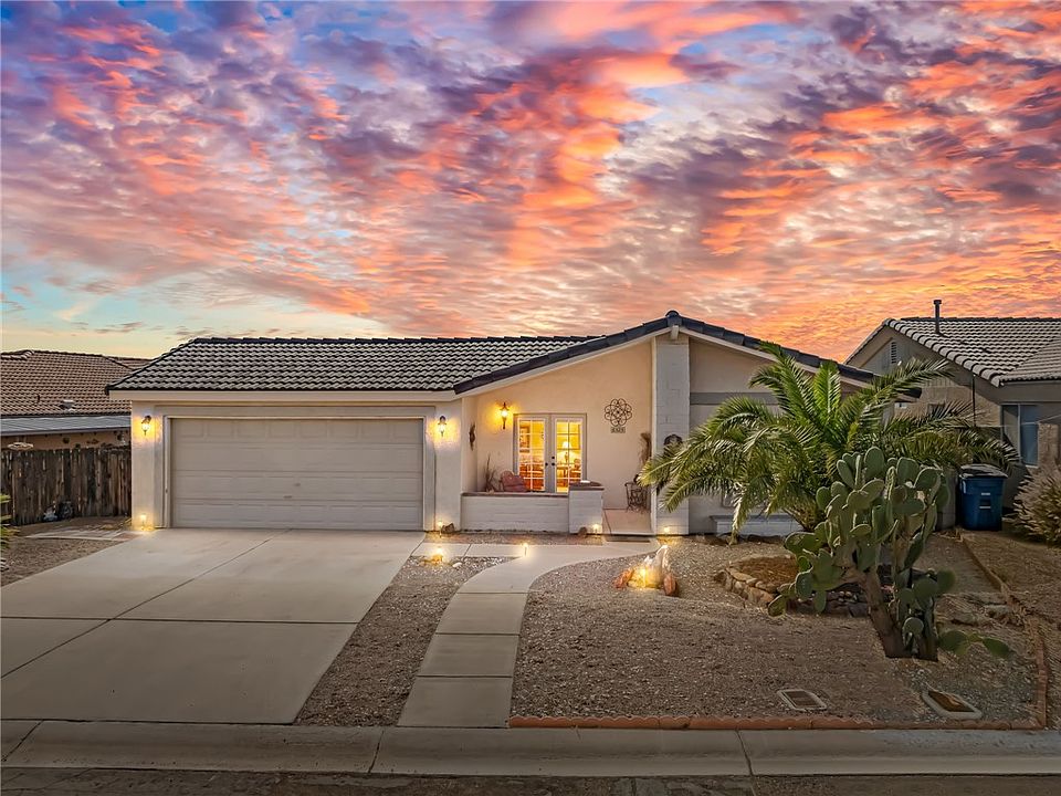 1st image of 6525 S Oleander Way