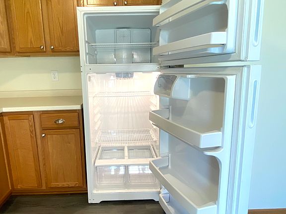 4th image of 955 Parker Blvd #501