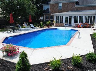 4270 Field Oak Rd, Millington, TN 38053