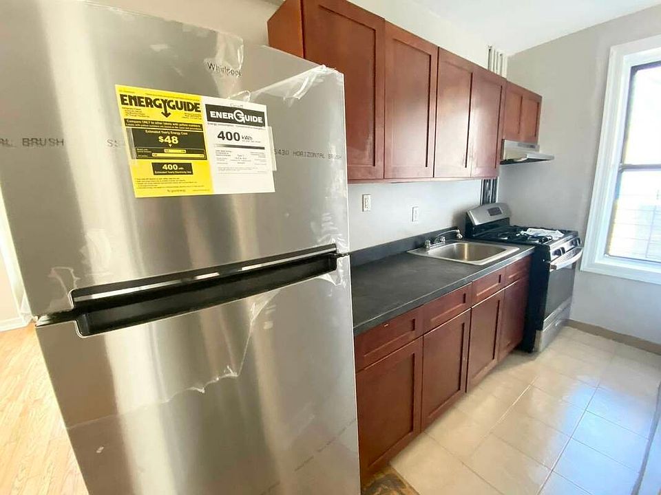 1st image of 322 E 126th St #2D