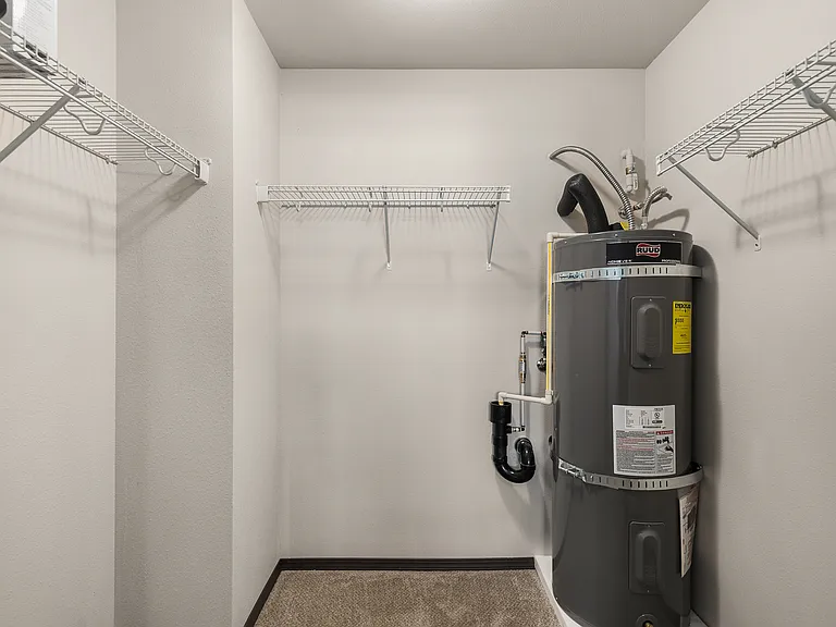 Blue Point Apartments — Photo 27