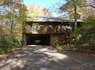 313 Sourwood Rd, Black Mountain, NC 28711