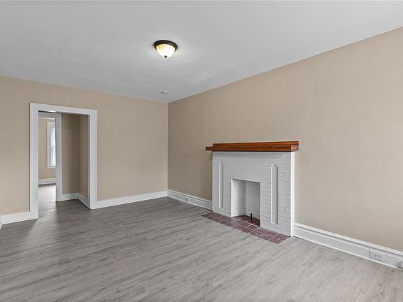 4th image of 3215 Gravois Ave