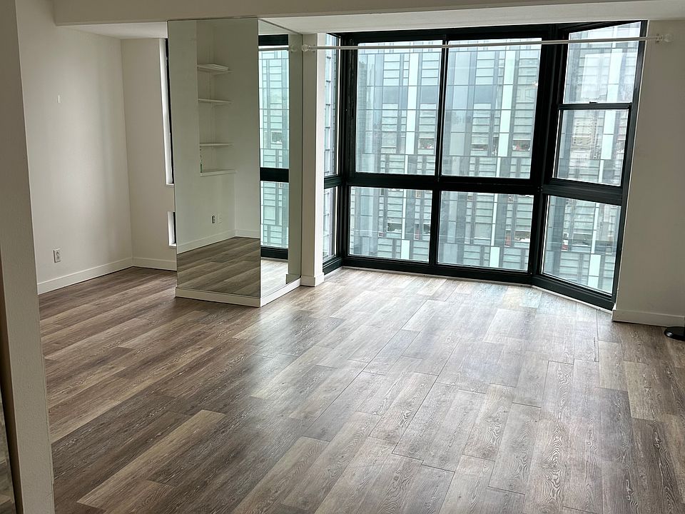 1st image of 1 Daniel Burnham Ct APT 1008
