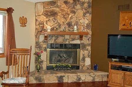 2nd image of 3117 Sherman Ct