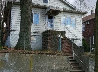 220 Orient Way, Lyndhurst, NJ 07071