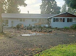 62491 Axel Rd, Saint Helens, OR 97051