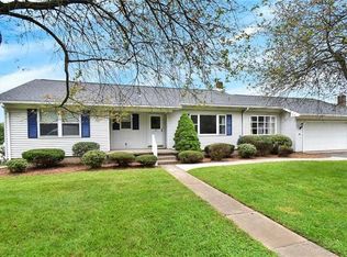 480 Bushkill Center Rd, Nazareth, PA 18064