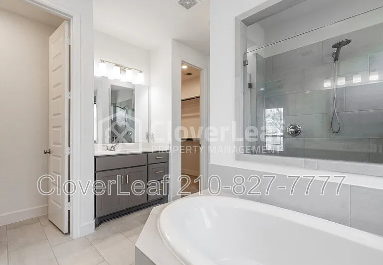 1045 Blue Oak Blvd — Photo 18