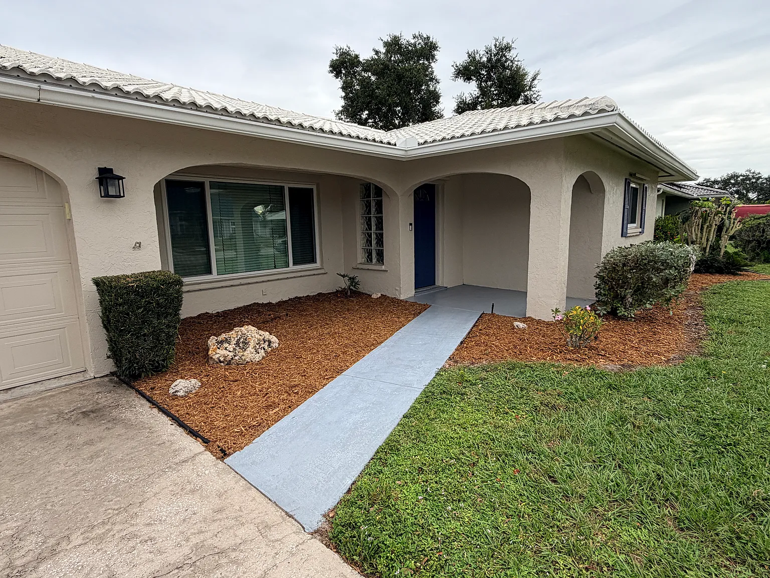 3 bed, 1823 sqft, $3,000 — Photo 3