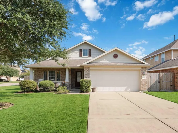 10015 Lynnwood Dr, Baytown, TX 77521