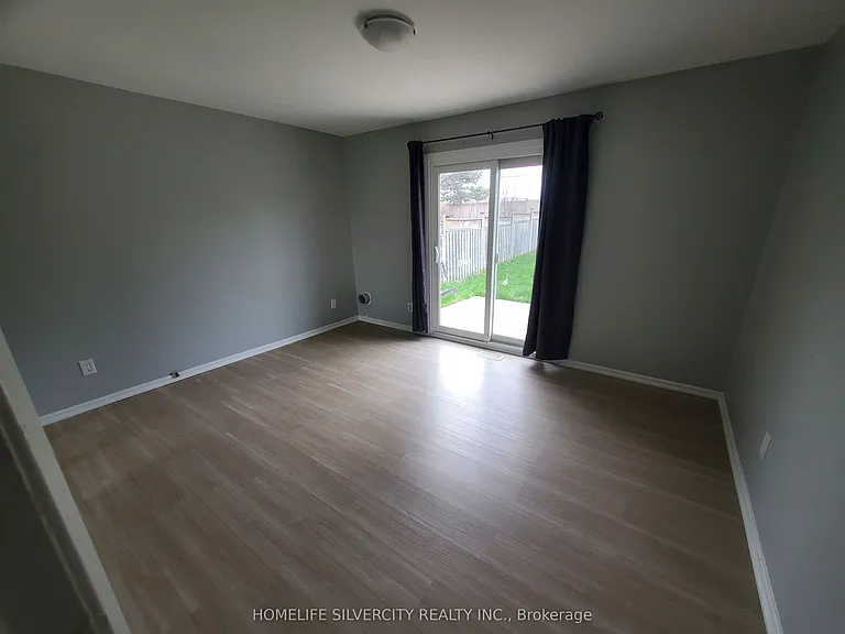 9 Belmont Dr — Photo 23