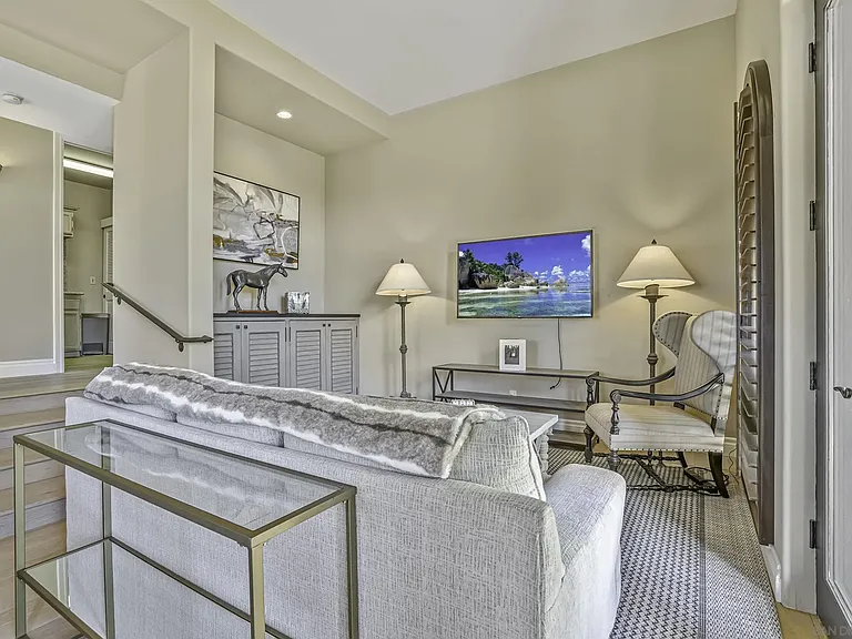Den/Family/Great Room