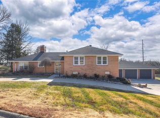 1003 Southwind Dr, Excelsior Springs, MO 64024