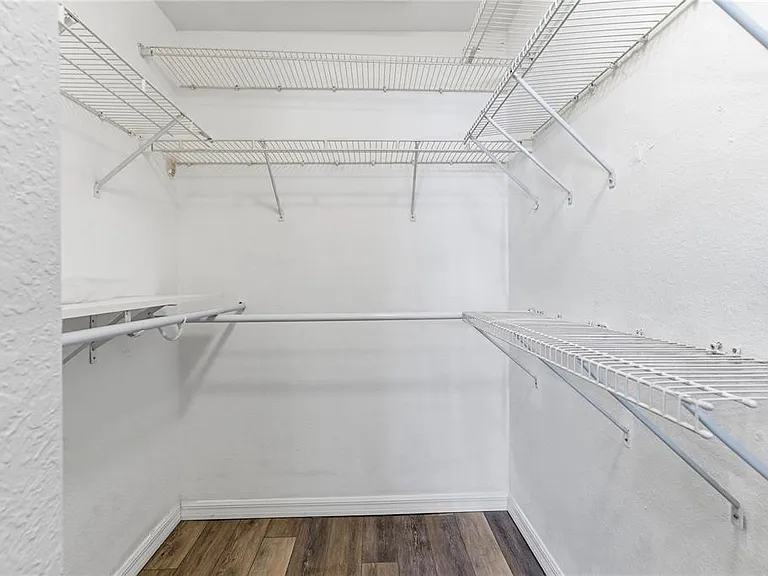9646 Lake Chase Island Way #9646 — Photo 19