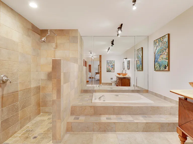 109 Seashore Dr — Photo 22