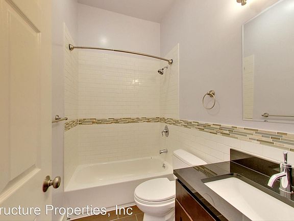 5th image of 1023A York St