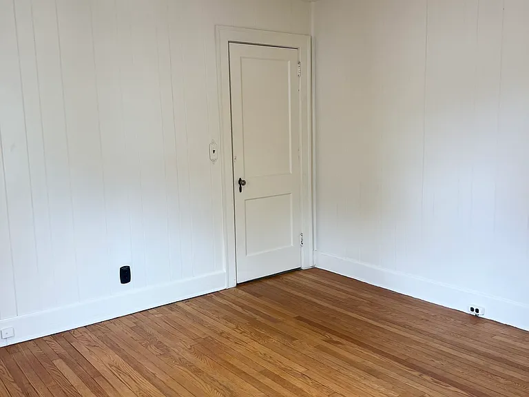 118 Cambridge St — Photo 18