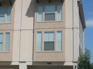 217 Riley Ln, Houston, TX 77003