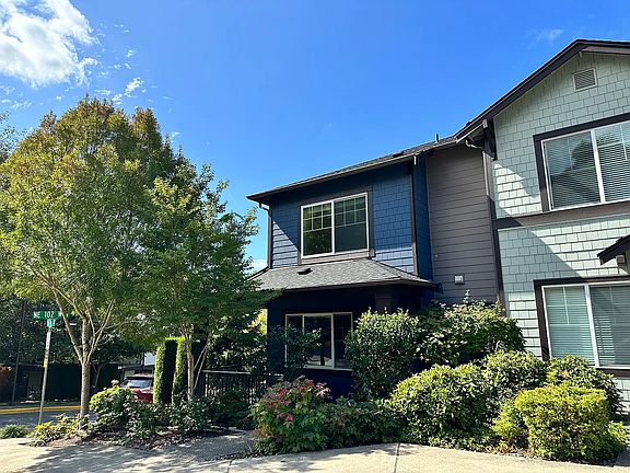 2nd image of 10371 156th Pl NE APT 101