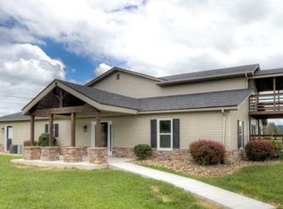 200 Jessie Ln #3, Milton, WV 25541