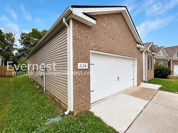 2124 Carefree Ln — Photo 1