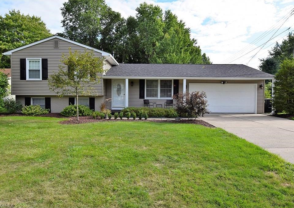 1st image of 4102 Greenmont Dr SE