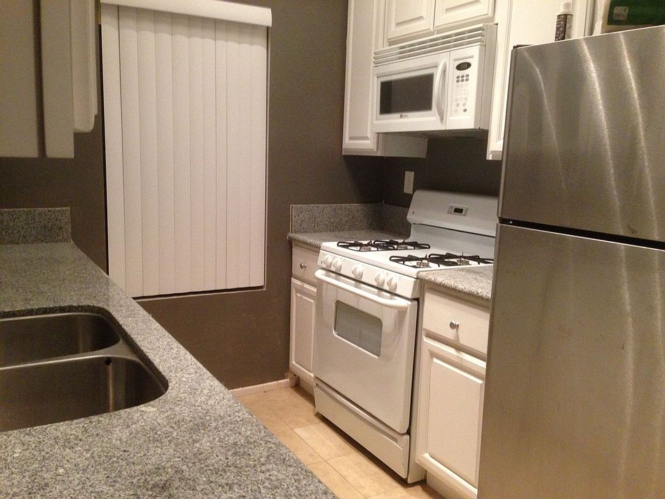 1st image of 10531 Lakeside Dr S #133