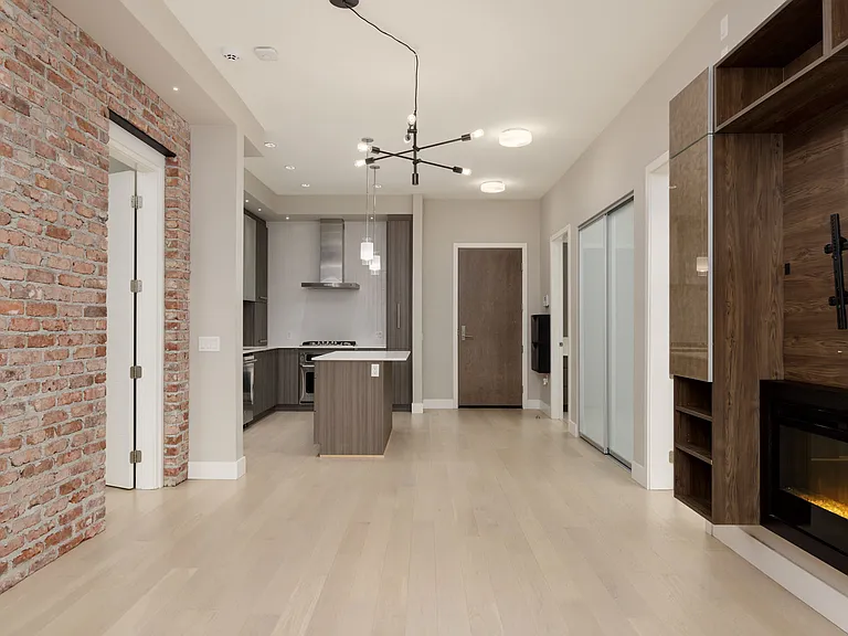 262 Salter St #315 — Photo 3