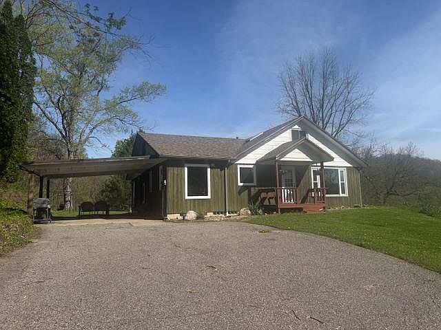 1st image of 24078 Chickadee Ln