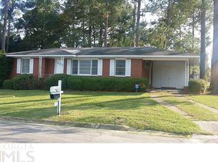 2 Lakeview Dr, Mc Rae, GA 31055