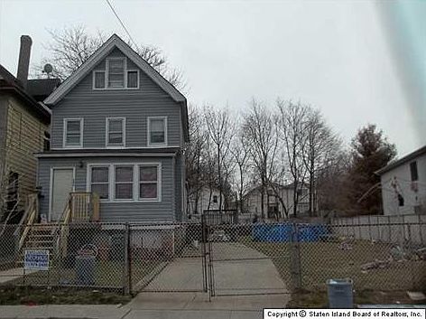 1st image of 20 Grandview Ave