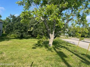 341 Collier St, Biloxi, MS 39530