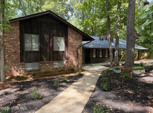 113 Forest Hill Dr, Starkville, MS 39759