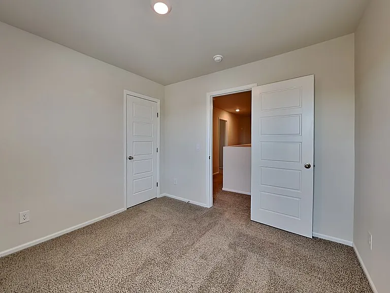 529 Saint Charles Pl — Photo 10