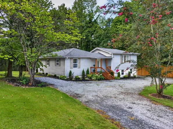 301 W Finger St, Landrum, SC 29356