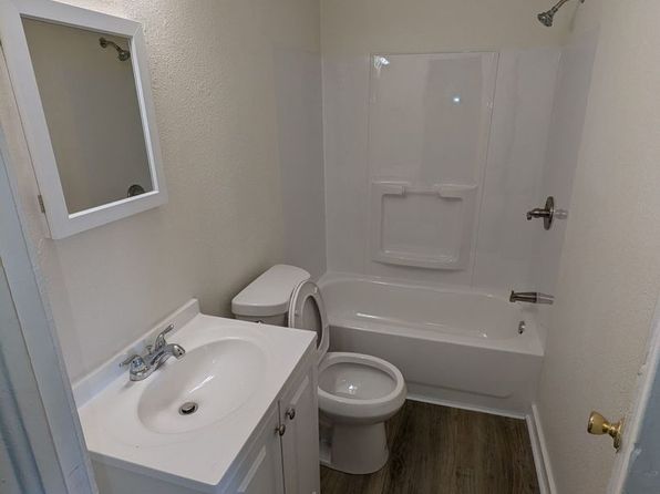 726 N 3rd St APT 2