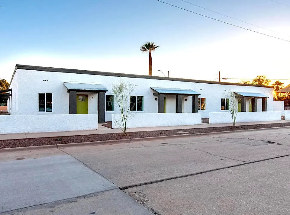 646 N 10th Ave #B11