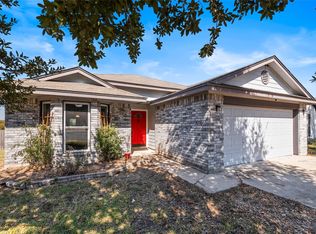 212 Valley Run Trl, Elgin, TX 78621