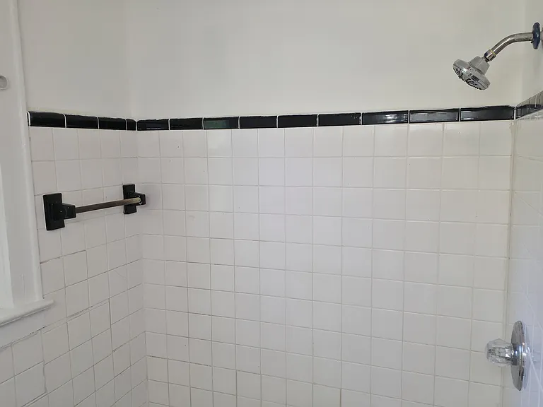 217 Sunset Ave — Photo 4