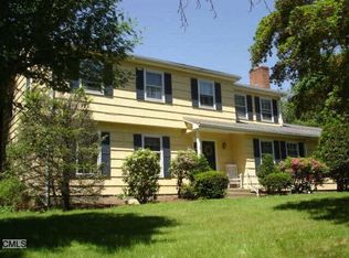 709 Daniels Farm Rd, Trumbull, CT 06611